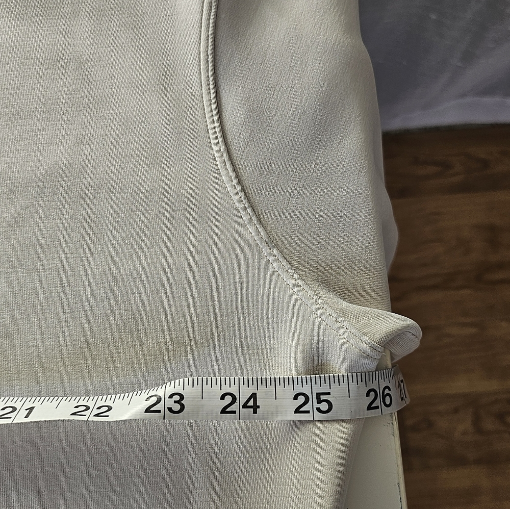 Lululemon Softstreme Perfectly Oversized Cropped Size 8 - Picture 8 of 9